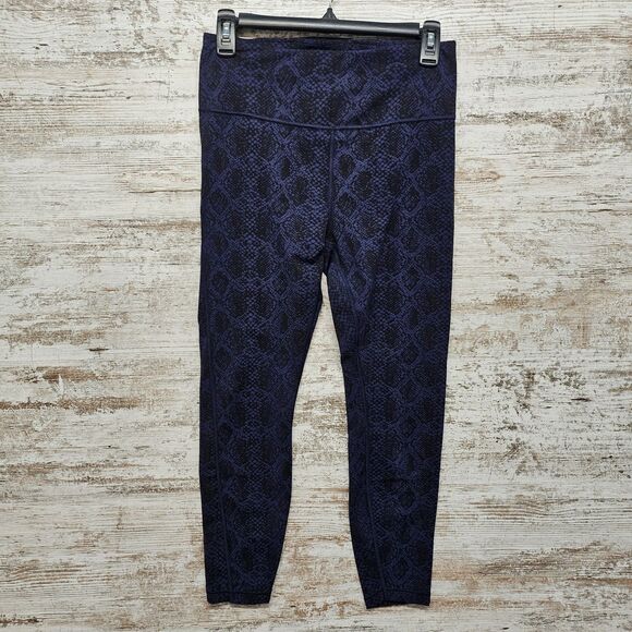Athleta Ultimate Stash Pocket 7/8 Tight Leggings Sz S Blue Snake Print Running - Picture 10 of 10